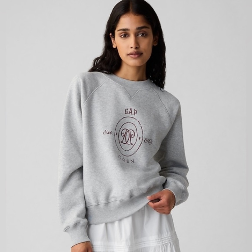 Gap x DÔEN gray vintage sweatshirt size small